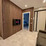 Apartment Domus Carola *