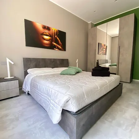 Apartment Domus Carola *
